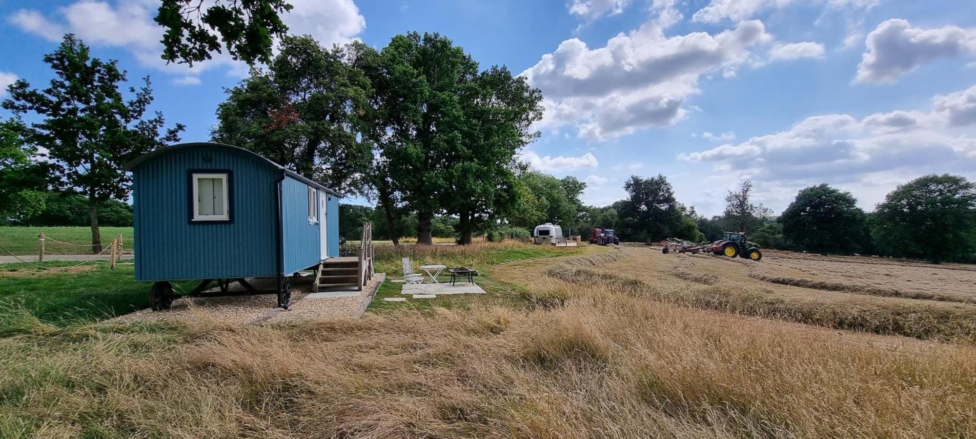 Chase Farm Glamping Villa Southwater Exterior photo